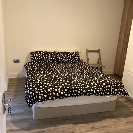 The Shamrock Guest house *